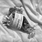 Propuesta Dama de Honor - Periódico para envoltura de ramo de flores - Plantilla Canva